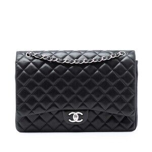 Pre-Loved Chanel Maxi Classic Lambskin Double Flap